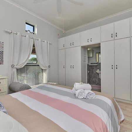 Fraai Uitzicht Struisbaai 아파트 외부 사진